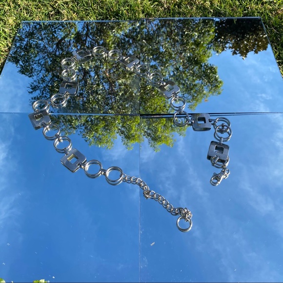 Silver Colored Square & Circle Chain Belt - Picture 2 of 3